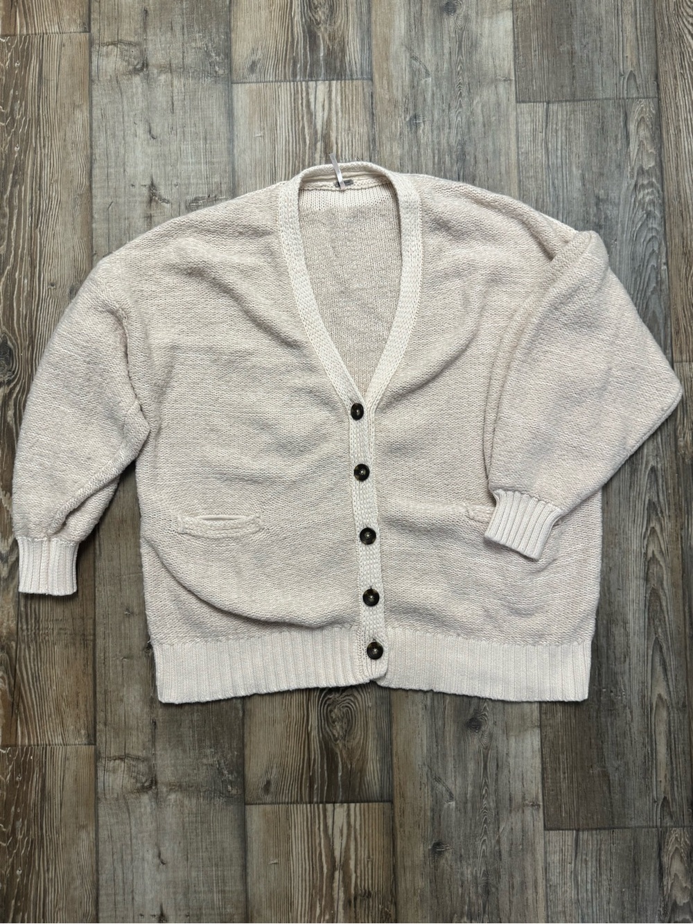 Snow Drop Cardigan in Ivory
FREE PEOPLE